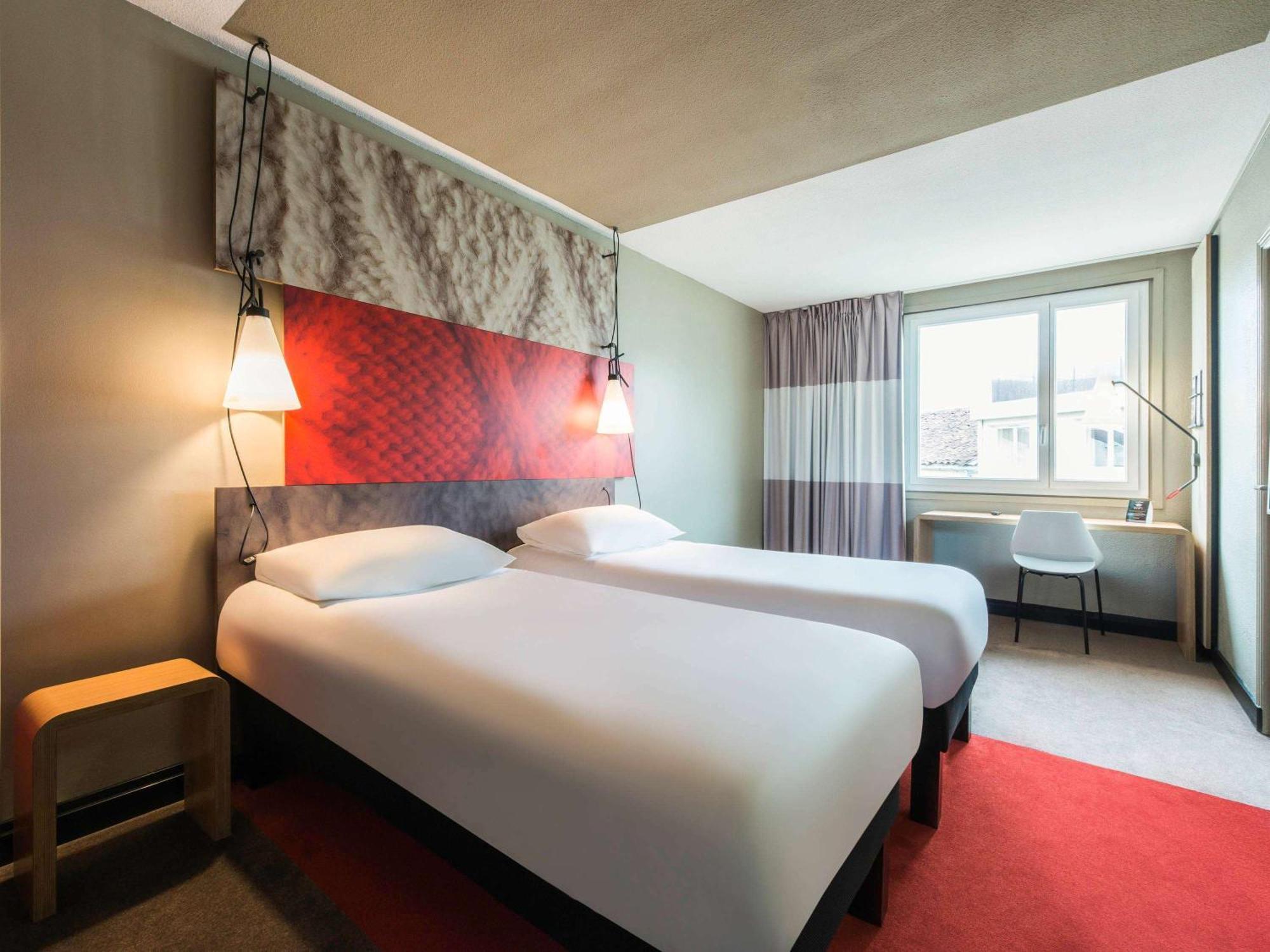 Hotel Ibis Cognac Centre Bagian luar foto