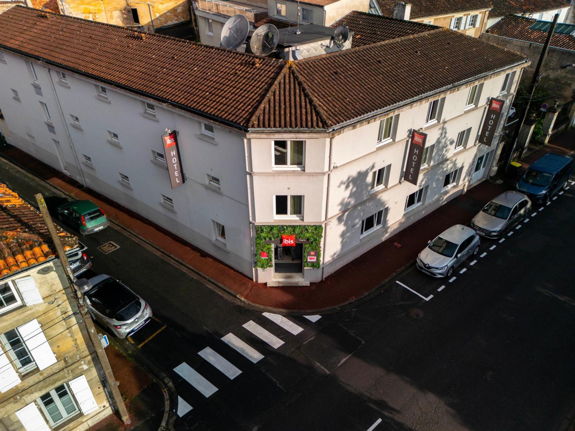 Hotel Ibis Cognac Centre Bagian luar foto