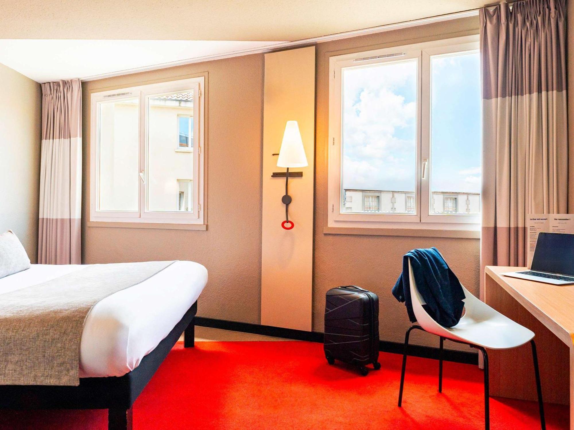 Hotel Ibis Cognac Centre Bagian luar foto
