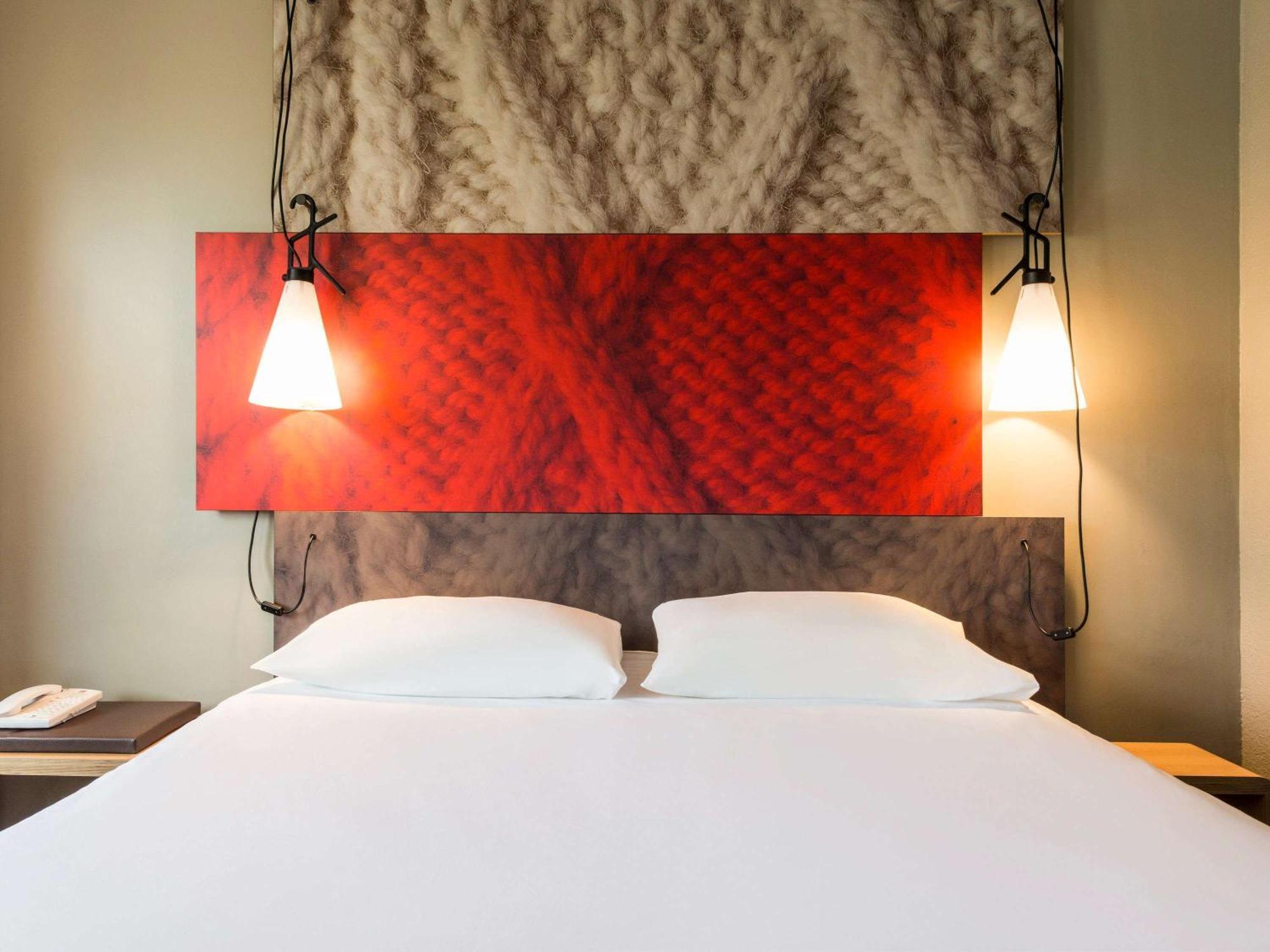 Hotel Ibis Cognac Centre Bagian luar foto
